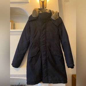 Aritzia Babaton Oskar Parka Jacket 
Faux fur lined Black XS